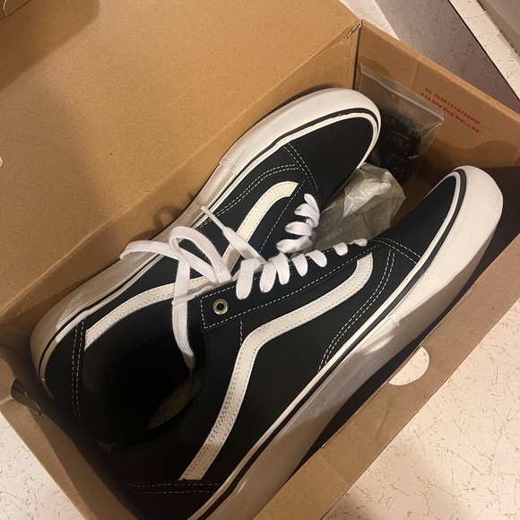 Brand new mens size 13 classic vans - Picture 1 of 2